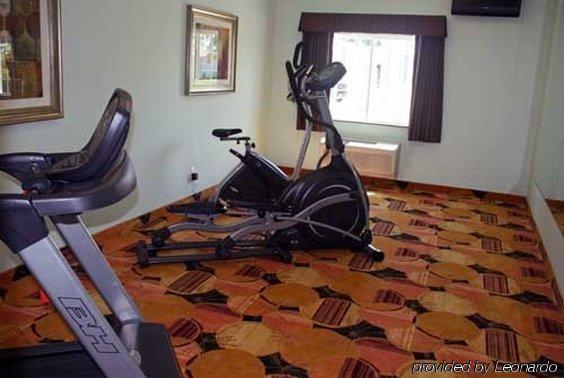 Days Inn & Suites By Wyndham Columbus Ne Facilities photo
